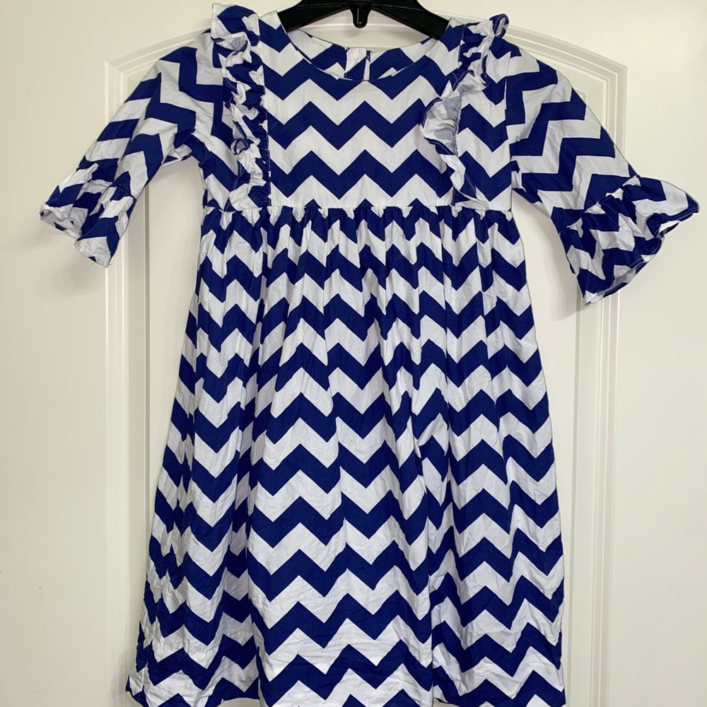 Girls navy and white chevron dress.